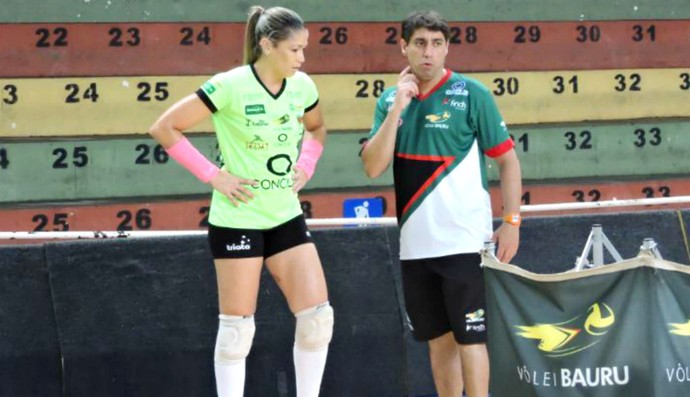 Érika Coimbra, Fabiano Kwiek, Vôlei Bauru, treino (Foto: Fábio Barbosa / Vôlei Bauru)