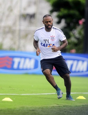 Vagner Love Corinthians (Foto: Marcos Ribolli)