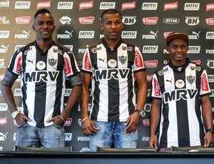 Hyuri, Erazo e Cazares são apresentados no Atlético-MG pelo presidente Daniel Nepomuceno (Foto: Bruno Cantini/ Flickr Atlético-MG)