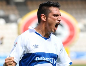 Mark González, da Universidad Católica do Chile (Foto: Reprodução / Site Oficial Universidade Católica)