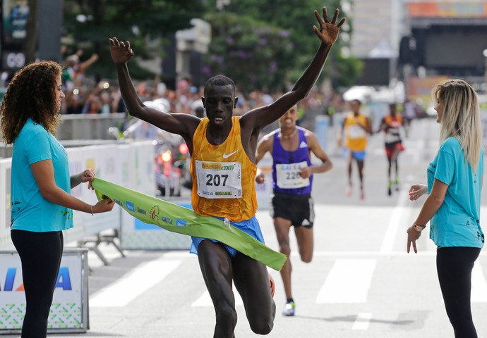 São Silvestre Stanley Biwott vencedor atletismo (Foto: Estadão Conteúdo)