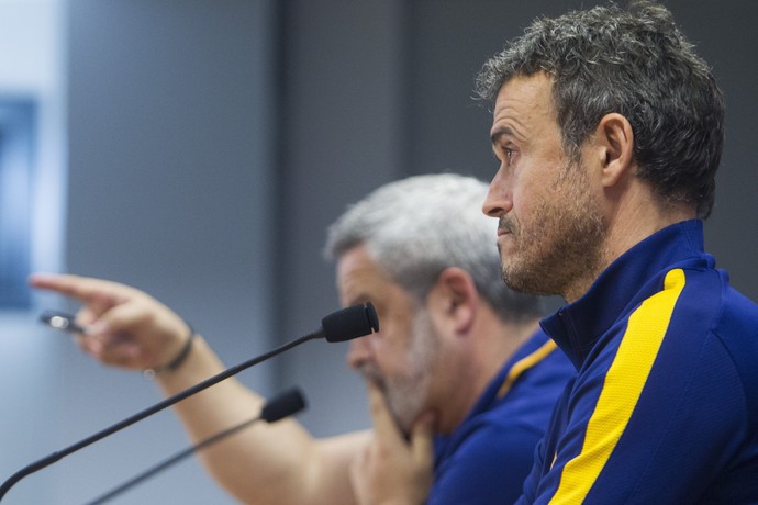 Luis Enrique em entrevista coletiva do Barcelona (Foto: EFE/Quique García)