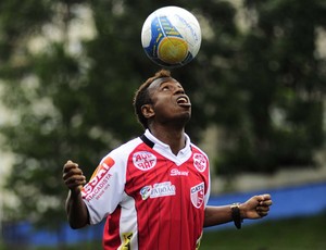 Edilson Capetinha Taboão da Serra (Foto: Marcos Ribolli)