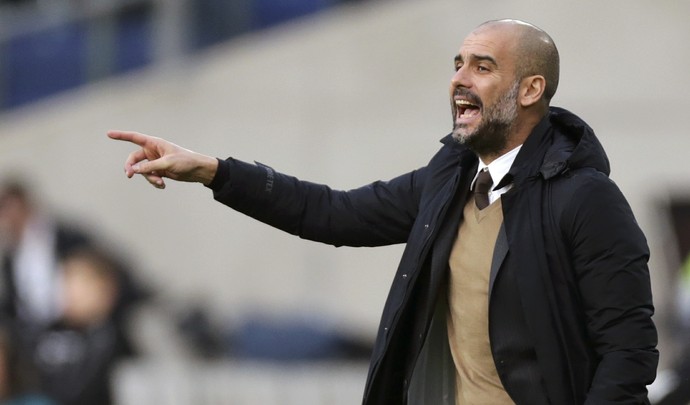 Guardiola Bayern x Hannover (Foto: Reuters)