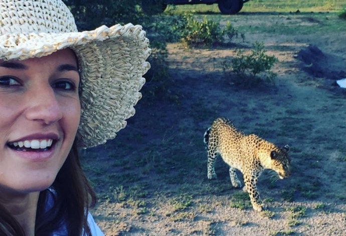 Bárbara Seixas, do vôlei de praia, faz safári na África do Sul (Foto: Reprodução)