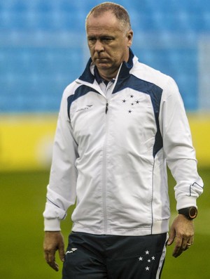 Avaí x Cruzeiro, no estádio da Ressacada, em Florianópolis-SC (Foto: Eduardo Valente/Light Press)