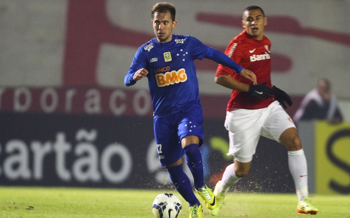 Everton Ribeiro, meia do Cruzeiro (Foto: Lucas Uebel/Light Press)