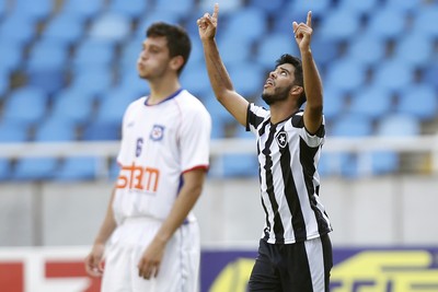 Leandro Botafogo x Friburguense OPG (Foto: Vitor Silva/SSPress/Botafogo)