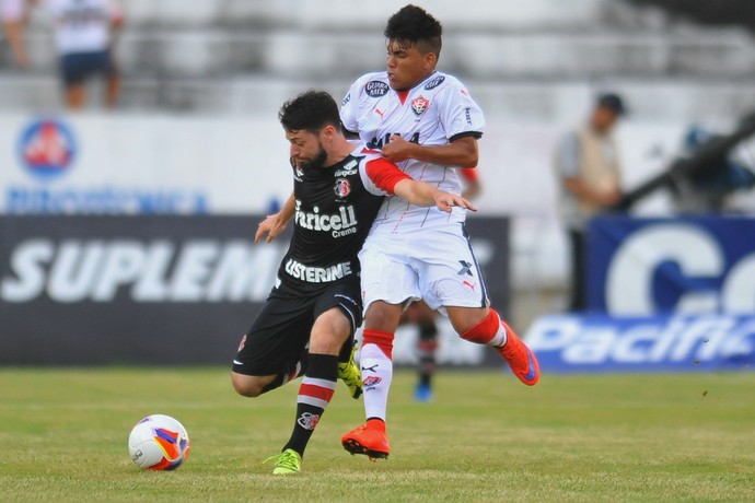 Santa Cruz x Vitória (Foto: Aldo Carneiro (Pernambuco/Press))