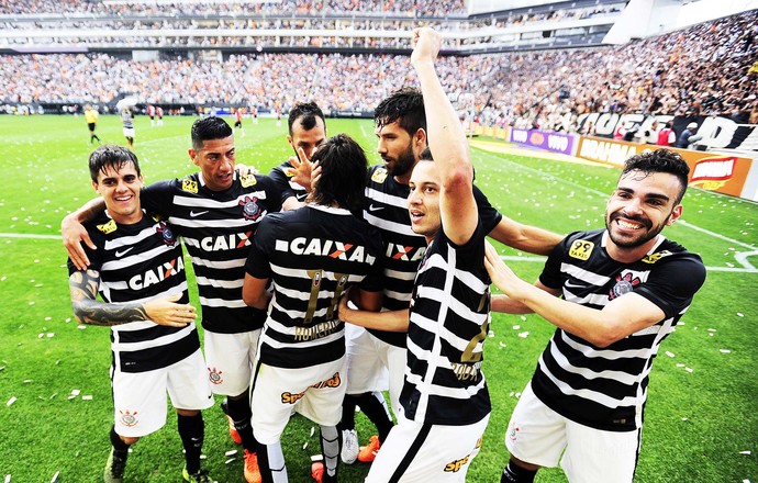 Corinthians x São Paulo comemoração (Foto: Marcos Ribolli)