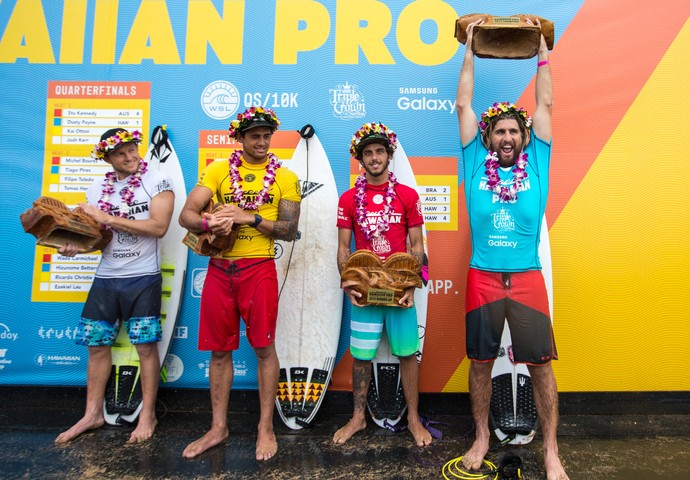 Pódio QS Haleiwa Filipe Toledo surfe (Foto: Divulgação/WSL)