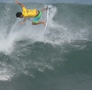 Filipe Toledo QS 10.000 quartas Haleiwa (Foto: Reprodução/WSL)