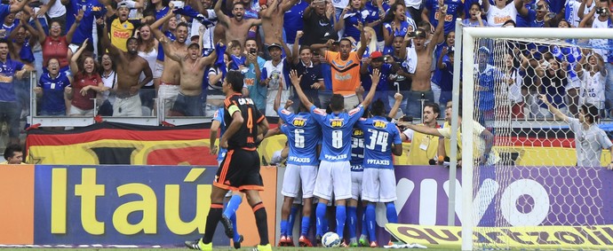 Comemoração Cruzeiro x Sport (Foto: Estadão Conteúdo)