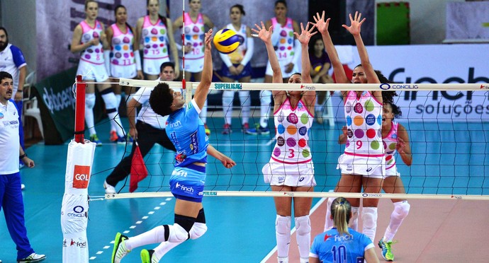 Bauru x Osasco, Superliga feminina de vôlei (Foto: João Pires / Fotojump)