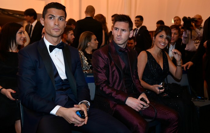 Cristiano Ronaldo Lionel Messi Bola de Ouro (Foto: AFP)