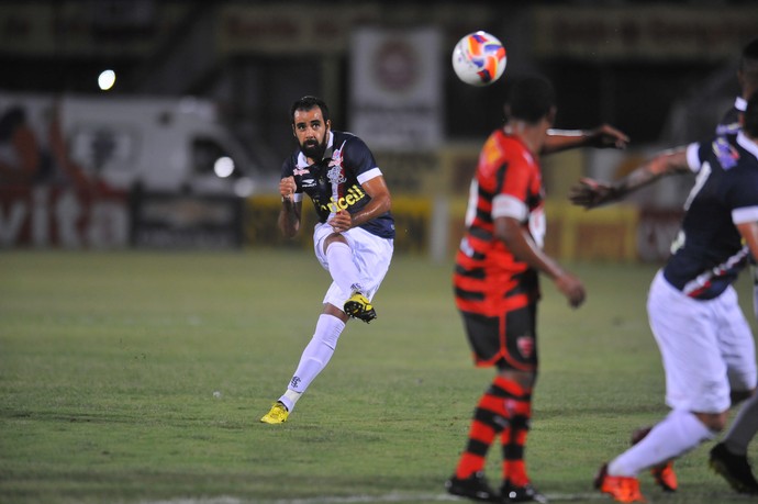 Santa Cruz x Oeste (Foto: Aldo Costa / Pernambuco Press)