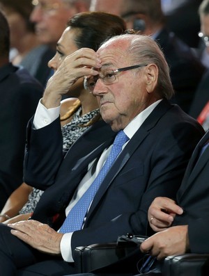 Blatter sorteio eliminatórias (Foto: AP)