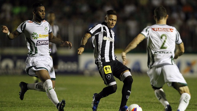 Neilton Botafogo x Luverdense (Foto: Vitor Silva / SSPress)