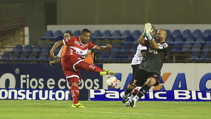 CRb x Atlético-GO - Série B 2015 (Foto: Ailton Cruz/Gazeta de Alagoas)