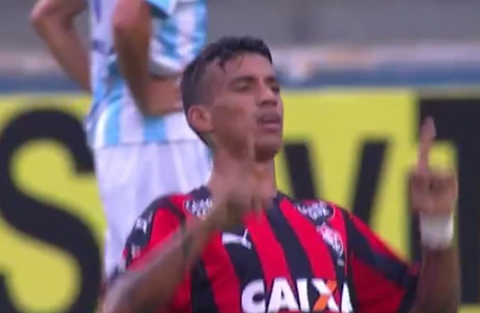 Vander gol Macaé x Vitória (Foto: Reprodução)