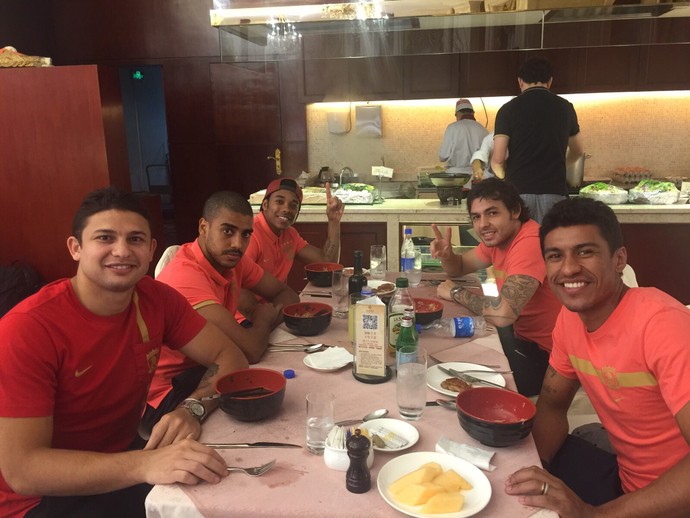 Elkeson Robinho Ricardo Goulart Paulinho Guangzhou Evergrande (Foto: Arquivo pessoal)