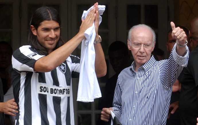 loco abreu zagallo botafogo (Foto: Alexandre Durão/Globoesporte.com)