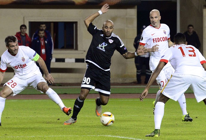 Armenteros Qarabag Monaco (Foto: AFP)