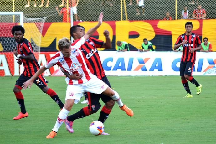 Vitória x Náutico (Foto: ROMILDO DE JESUS (Estadão Conteúdo) )