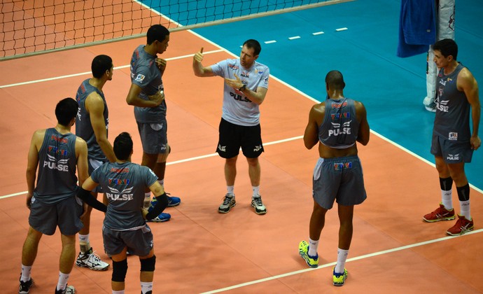 Cezar Douglas Vôlei Taubaté (Foto: Danilo Sardinha/GloboEsporte.com)