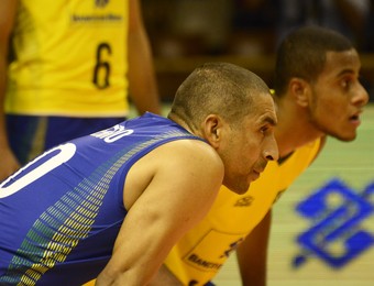 Brasil x Sérvia - Liga Mundial de Vôlei - Serginho (Foto: FIVB)