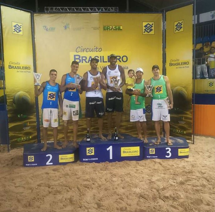 Evandro e Pedro Solberg ficaram com o primeiro lugar na etapa de Goiânia (Foto: Alexandre Arruda/CBV)