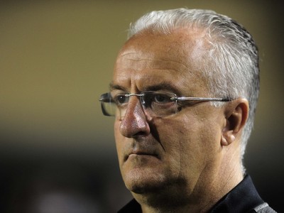 Dorival Júnior, jogo Santos x Figueirense no Pacaembu (Foto: Marcos Ribolli)