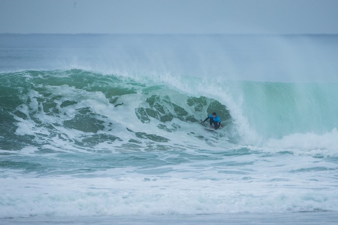 Gabriel Medina em ação na etapa de Hossegor do Circuito Mundial de Surfe (Foto: Divulgação)