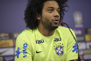 Marcelo entrevista coletiva seleção brasileira (Foto: Leo Correa/Mowa Press)