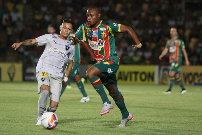 Sampaio Botafogo (Foto: Ag Estado)