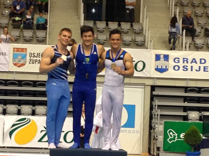 Arthur Nory campeão copa do mundo ginástica croácia (Foto: Reprodução/Facebook)