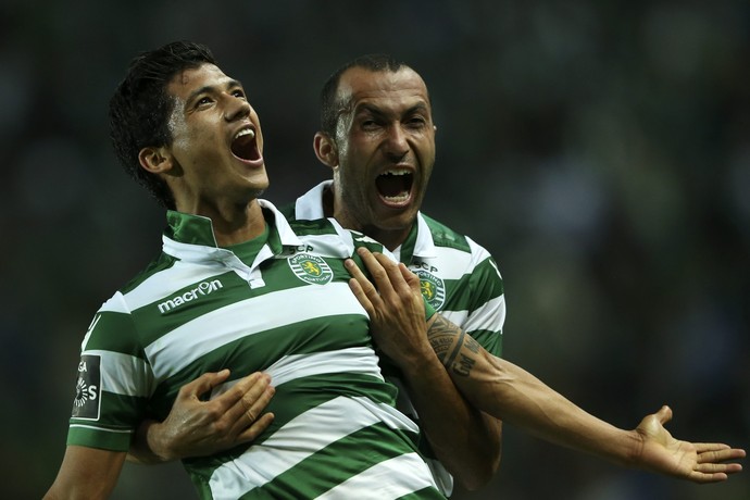 Montero comemora gol do Sporting (Foto: EFE)