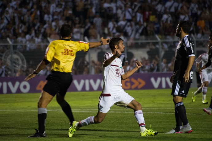 Gustavo Scarpa - Ponte Preta x Fluminense (Foto: Bruno Haddad / Fluminense FC)