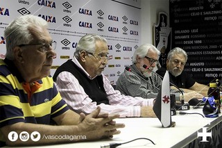 Eurico Miranda coletiva no Vasco (Foto: Twitter do Vasco)