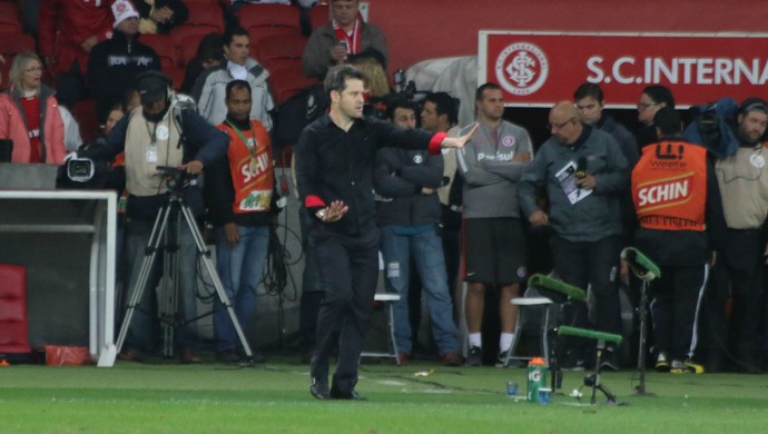 Argel comanda Inter contra o Corinthians (Foto: Diego Guichard)