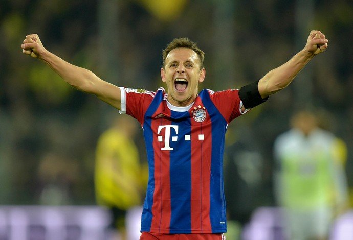 Rafinha comemora Bayern (Foto: AP)