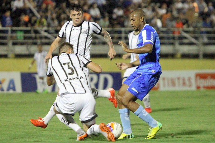 Anselmo, bragantino x macaé (Foto: Tiago Ferreira / Macaé Esporte)