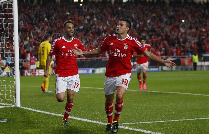 Gaitan Benfica Astana (Foto: Reuters)