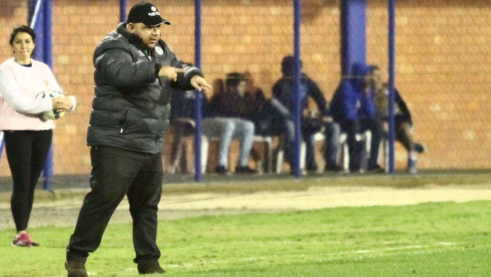 Julinho Camargo, técnico do Goiás (Foto: Jamira Furlani/Avaí FC)