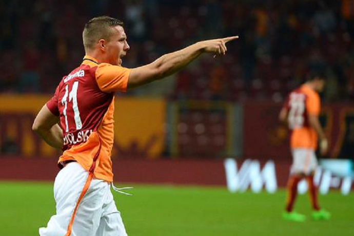 Podolski gol Galatasaray x Mersin  (Foto: Divulgação)