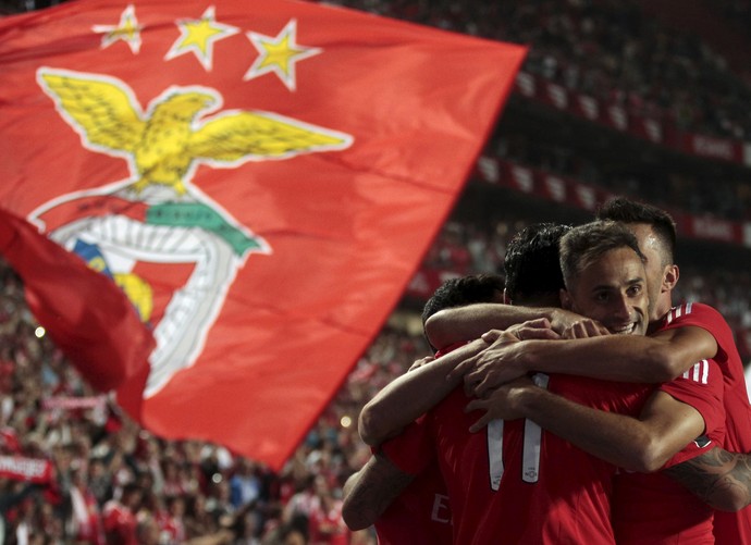 Jonas comemora gol Benfica (Foto: REUTERS/Hugo Correia)