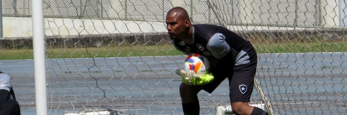 Jefferson treino Botafogo (Foto: Fernando Freire)