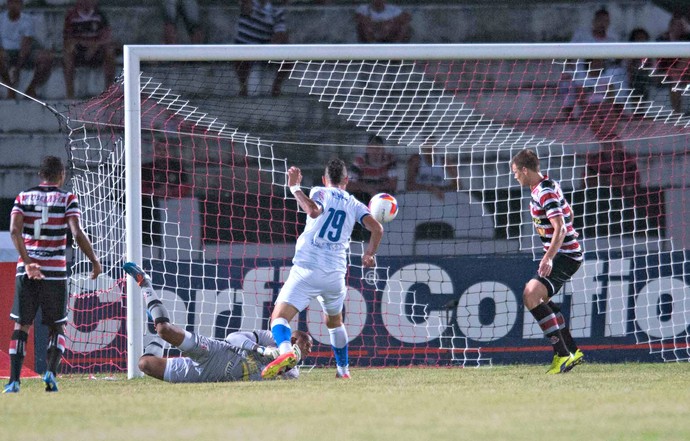 Santa Cruz x Paysandu (Foto: Aldo Carneiro / Pernambuco Press)