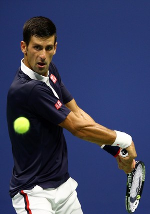 Novak Djokovic em ação contra Feliciano López no US Open (Foto: Getty Images)