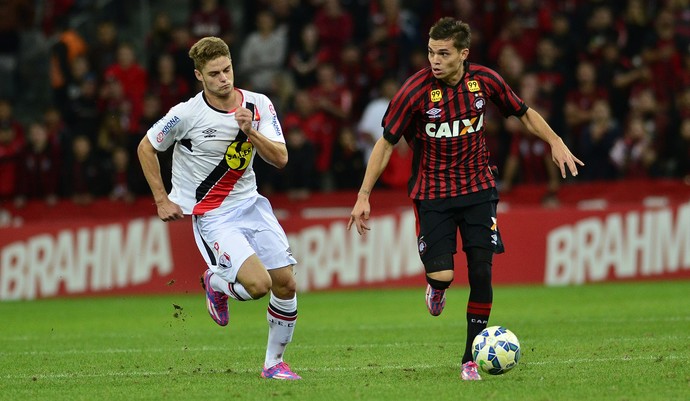 Atlético-PR Joinville  (Foto: Gustavo Oliveira/ Atlético-PR)